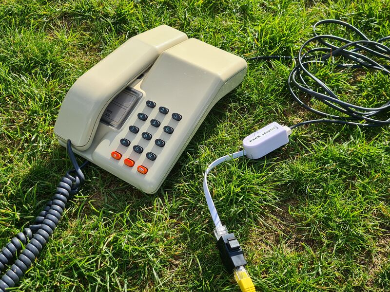File:CuTEL Connected Phone.jpg